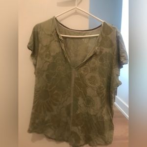ANTHROPOLOGIE Pilcro Spliced-Neck Tee Green Floral Boho, size xl